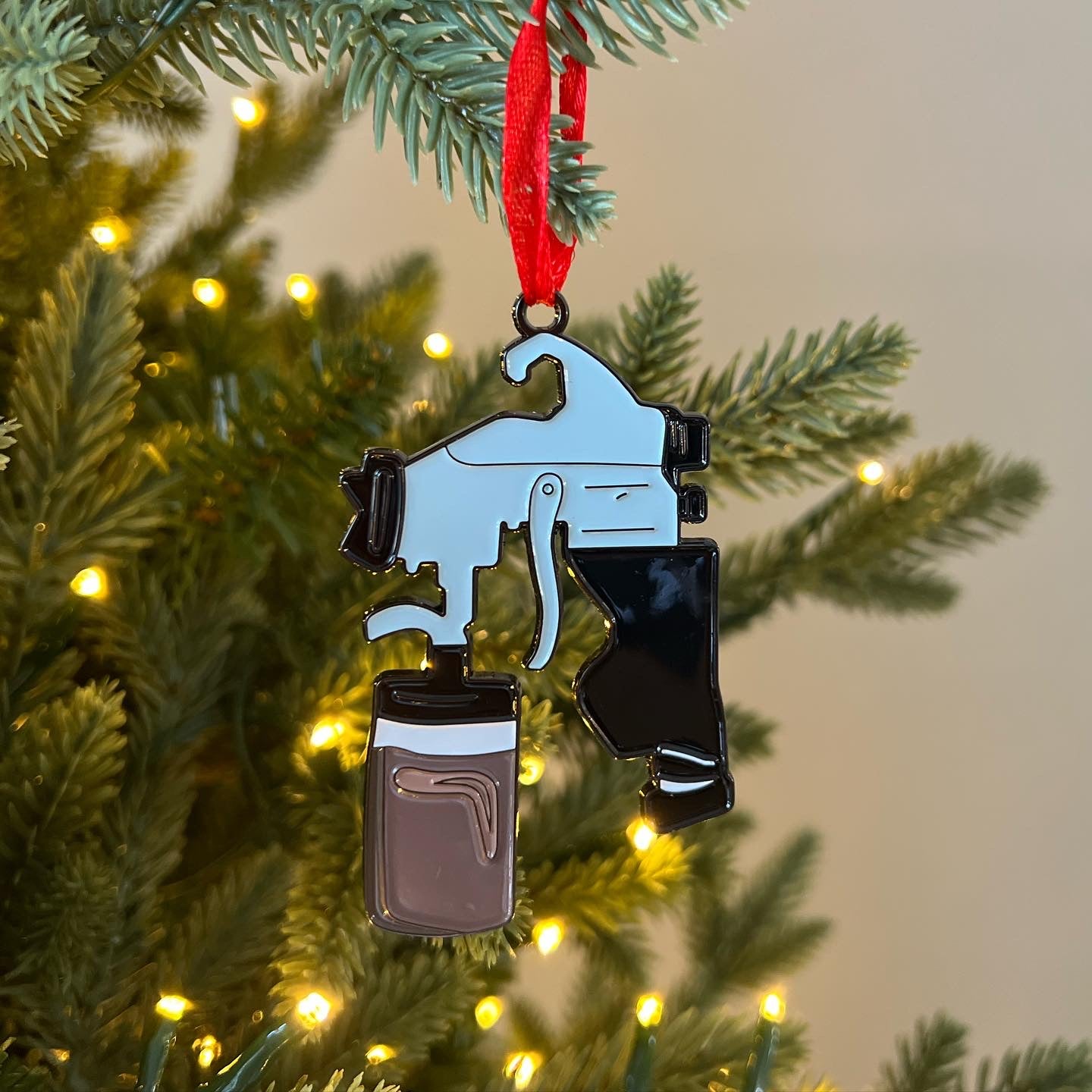 Spray Tan Gun Christmas Ornament