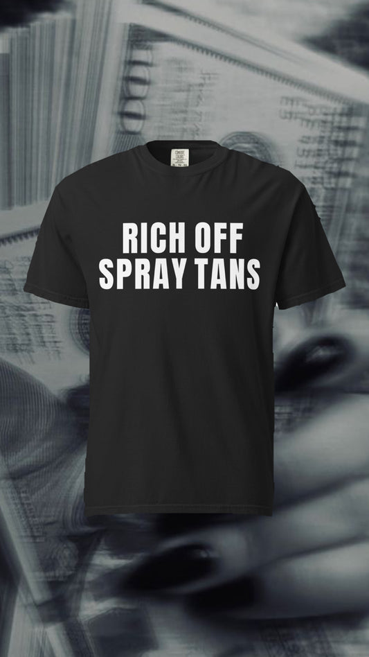 Rich Off Spray Tans Graphic Tee | ALT SUN X SUNNY HUNNY