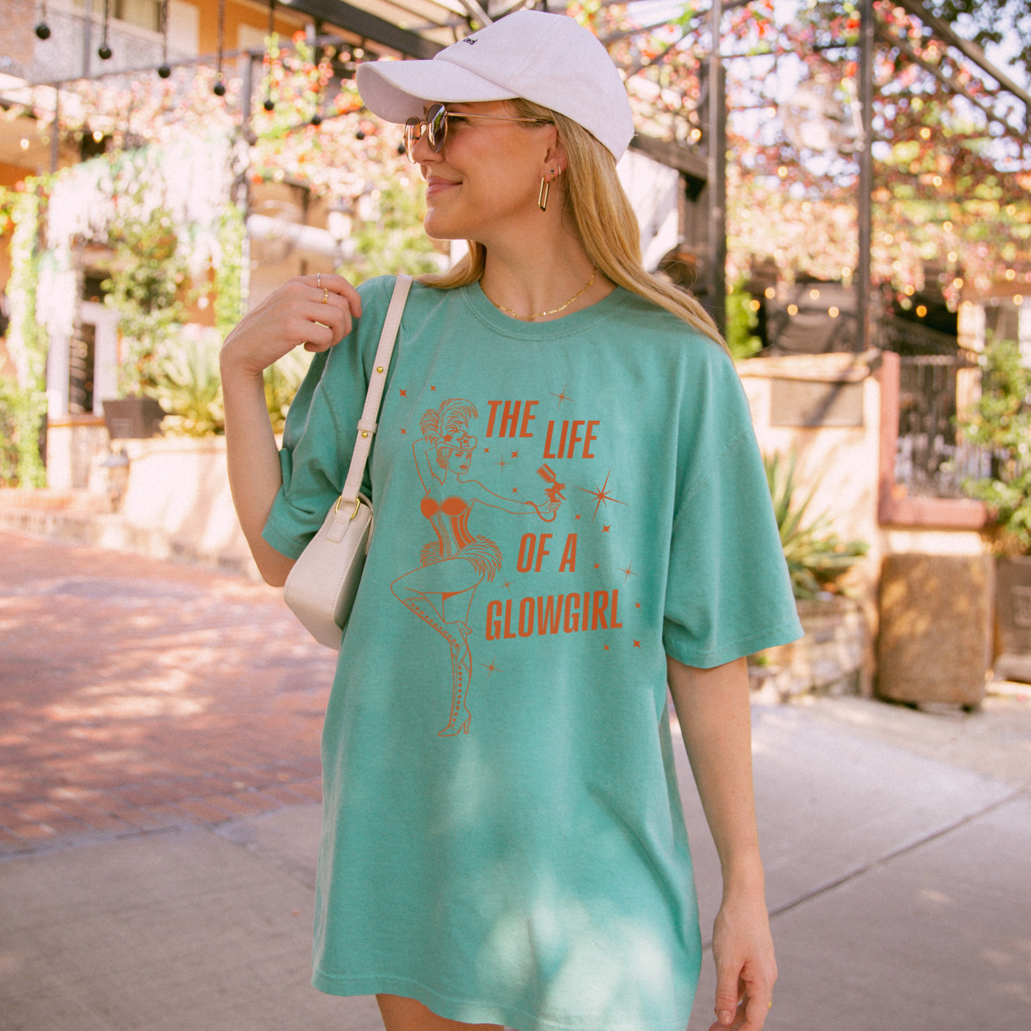 Graphic Tee | The Life Of A Glowgirl